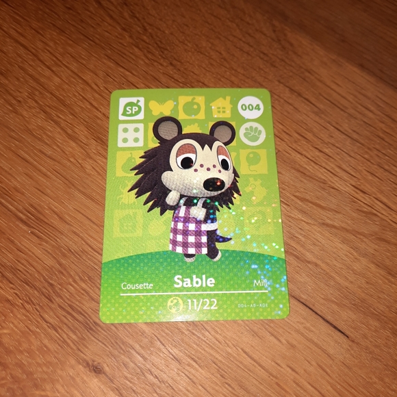 Sable / あさみ 🌈holographic🌈 amiibo card - Picture 1 of 2